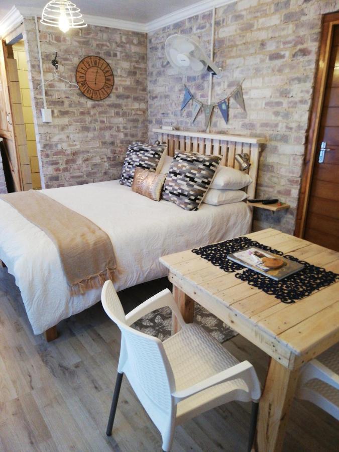 Pillow Place Parys Buitenkant foto